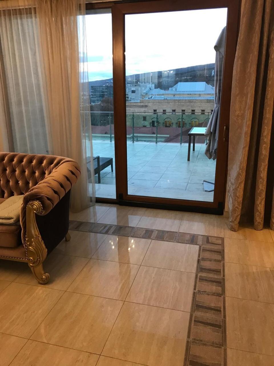 Lesya Apartment With Terrace Tbilisi Exterior photo